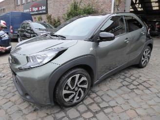 krockskadad bil auto Toyota Aygo X 2023/4