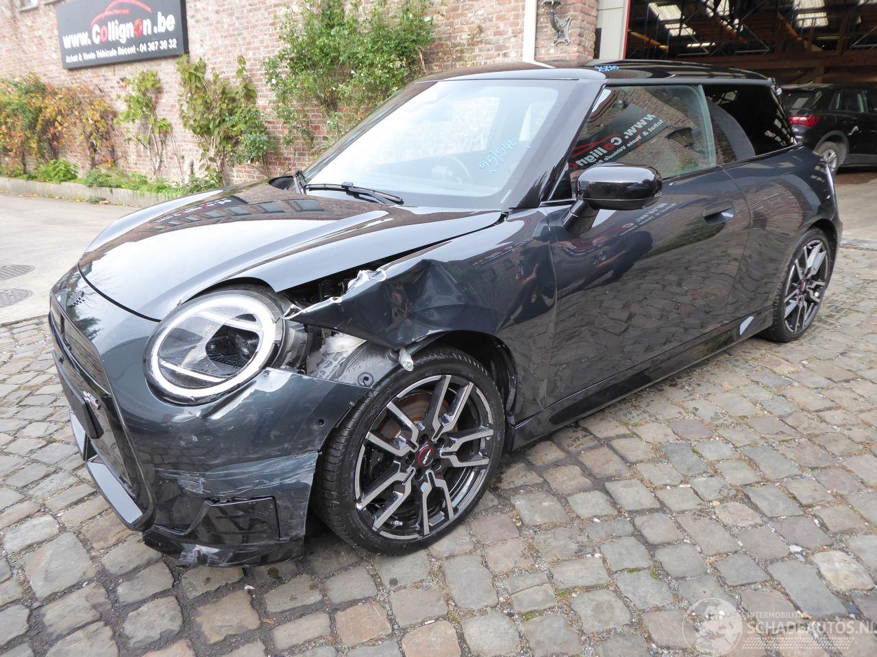 Mini Cooper SE BEV John Cooper Works