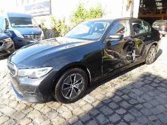 Unfallwagen BMW 3-serie 318 d Advantage 2021/4