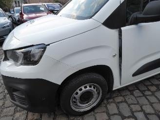 Peugeot Partner Premium L1 picture 2