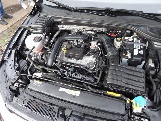 Volkswagen Golf Life picture 23