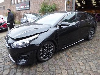Vaurioauto  passenger cars Kia Proceed GT Line 2022/10