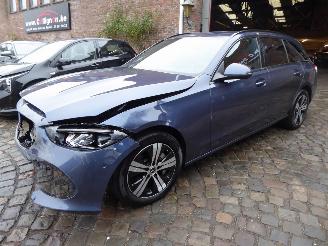 skadebil auto Mercedes C-klasse 300 e T Autom. 2023/3