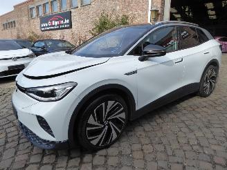 damaged passenger cars Volkswagen ID.4 Pro Performance 150 kW 1st Max 2021/1