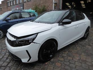 Voiture accidenté Opel Corsa GS 2024/10