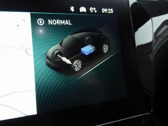 Opel Corsa F e GS picture 25