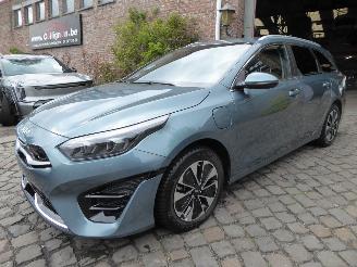 Schadeauto Kia Cee d SW Hybrid PHEV 2024/6