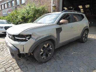 Schadeauto Dacia Duster III Hybrid 140 Extreme 2024/12