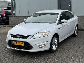 uszkodzony samochody osobowe Ford Mondeo 2.0 EcoBoost Titanium 2011/3