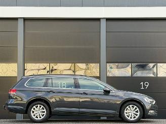 Volkswagen Passat 2.0 TDI Navi Clima AUTOMAAT picture 3