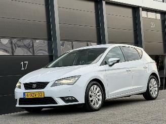 begagnad bil auto Seat Leon 1.6 TDI Leer Navi Clima PDC 2014/12