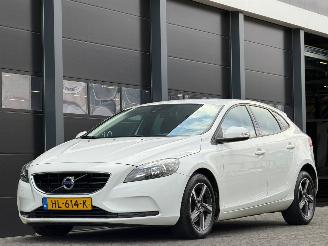 Ocazii autoturisme Volvo V-40 2.0 D2 Navi Clima PDC 2015/11