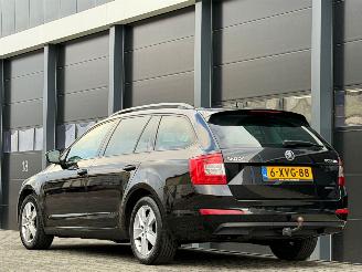 Skoda Octavia 1.6 TDI Navi Clima PDC picture 5