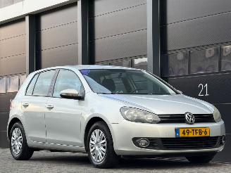 Volkswagen Golf 1.6 TDI BlueMotion picture 2