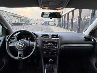 Volkswagen Golf 1.6 TDI BlueMotion picture 7