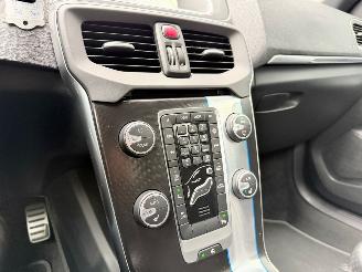 Volvo V-40 2.0 D2 R-Design Camera Navi EURO-6 picture 11
