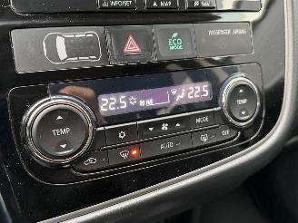 Mitsubishi Outlander 2.0 PHEV Executive Edition Camera Leer picture 11