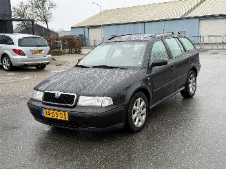 begagnad bil auto Skoda Octavia 1.8 T Laurin & Klement 1999/11