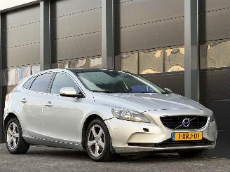 Volvo V-40 1.6 D2 Panorama Clima PDC picture 2