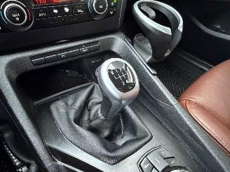 BMW X1 18d Executive Clima PDC Navi picture 10