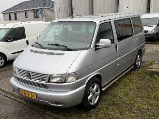 Coche accidentado Volkswagen Multivan 2.5 TDI Camper 2002/4