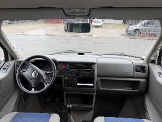 Volkswagen Multivan 2.5 TDI Camper picture 5