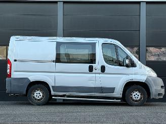 Peugeot Boxer 2.2HDI Airco DC 7-PERS picture 3