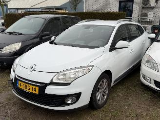 skadebil auto Renault Mégane 1.5 dCi Expression 2013/9