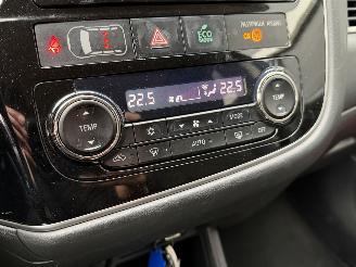 Mitsubishi Outlander 2.0 PHEV Camera Navi Clima PDC picture 11