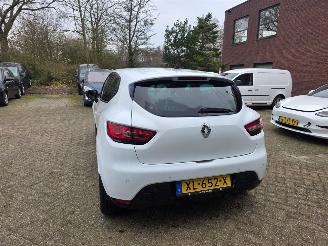 Unfallwagen Renault Clio 0.9 TCe 2015/12