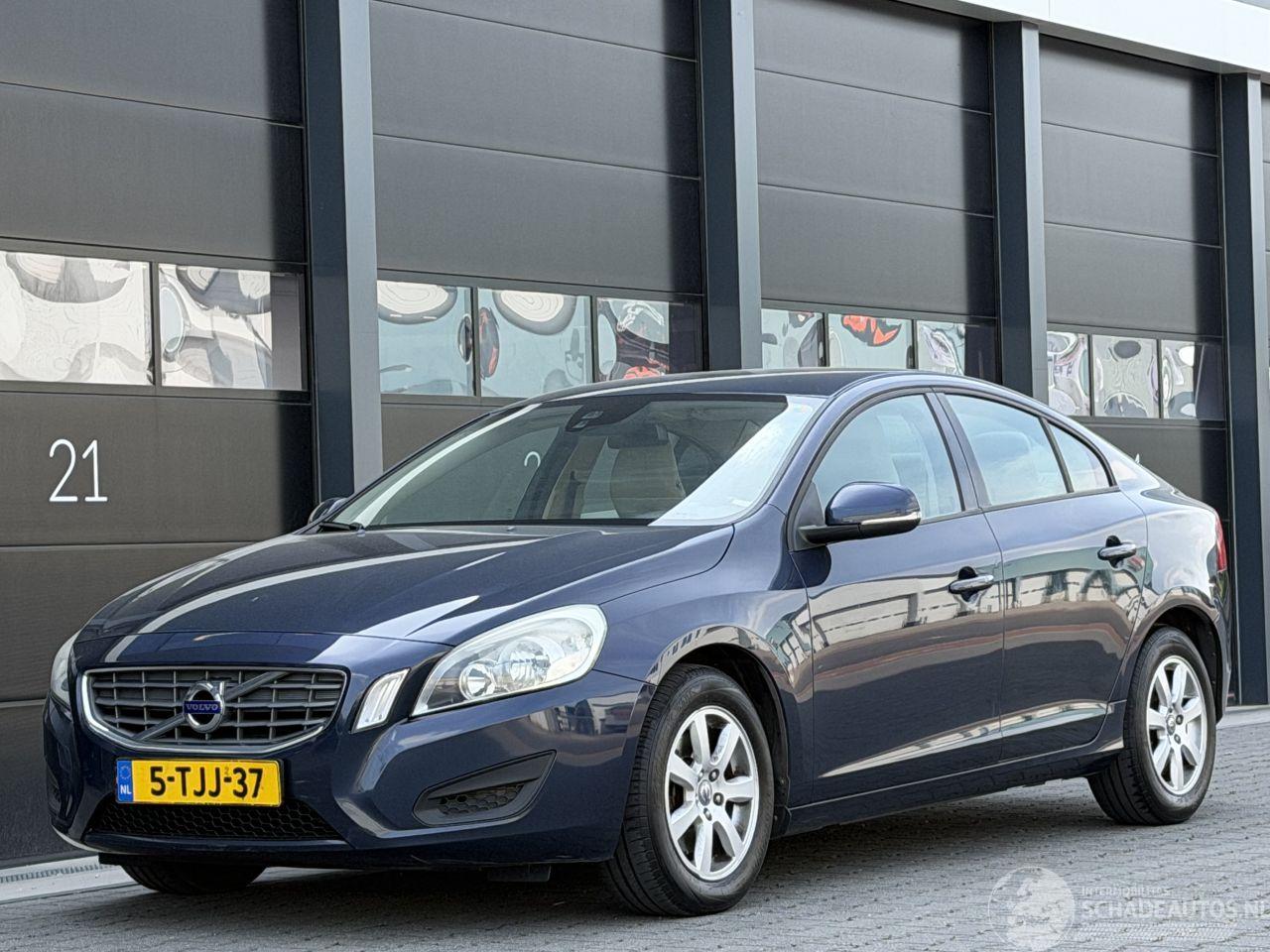Volvo S-60 1.6 D2 Summum Leer PDC Clima
