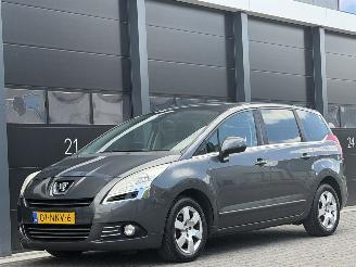 Coche accidentado Peugeot 5008 1.6 VTi Navi Clima 7-PERS 2010/11