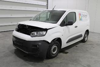 Damaged car Citroën Berlingo  2019/5