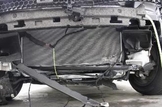 BMW i4  picture 21