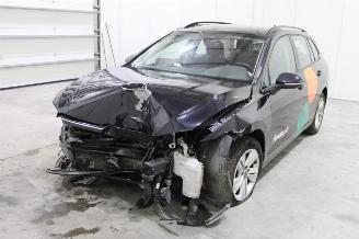 Unfallwagen Volkswagen Golf  2022/8