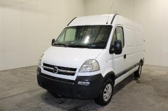 krockskadad bil auto Opel Movano  2004/4