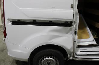 Ford Transit  picture 6