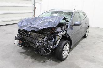 Coche accidentado Renault Mégane Megane 2023/6
