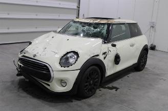 Unfallwagen Mini Cooper  2018/6