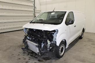 Vaurioauto  passenger cars Citroën Jumpy  2023/10