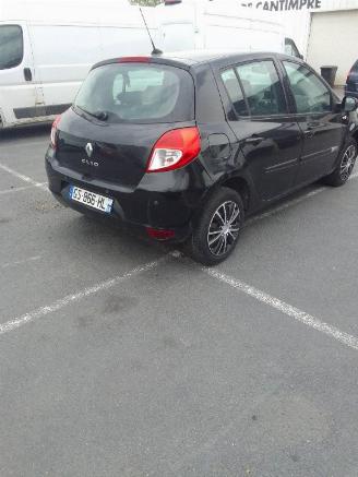 Renault Clio  picture 4