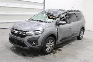 Vrakbiler auto Dacia Jogger  2023/6