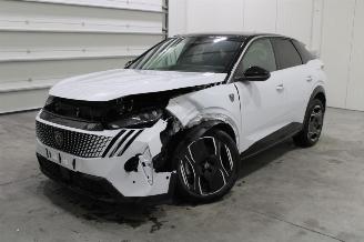 skadebil auto Peugeot 3008  2024/3