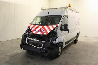uszkodzony samochody osobowe Peugeot Boxer  2023/3