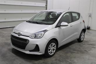 Unfallwagen Hyundai I-10 i10 2019/1