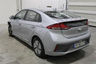 Hyundai Ioniq  picture 4