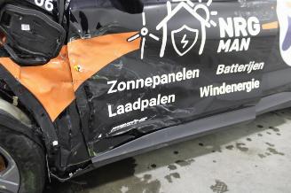 Ford Mustang Mach-e  picture 10