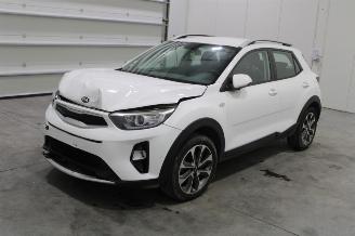Damaged car Kia Stonic  2018/12