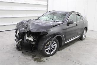 krockskadad bil auto BMW X4  2024/5
