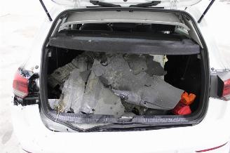 Volkswagen Golf  picture 19